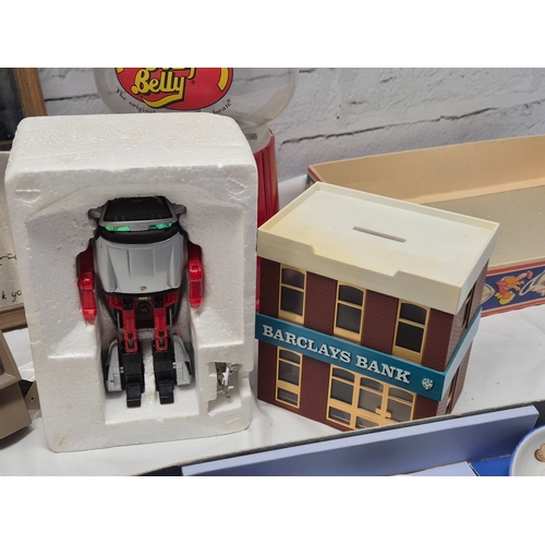 678D - A Collection of Vintage Toys and similar to include Snoopy Lunch Box, Paddington Mirror, View Master... 