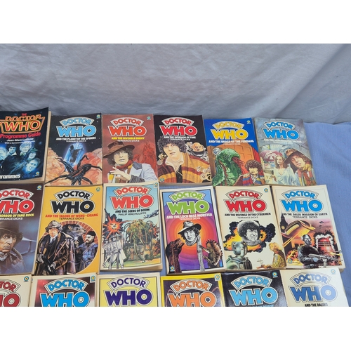 Collection of Doctor Who novelizations and guides.