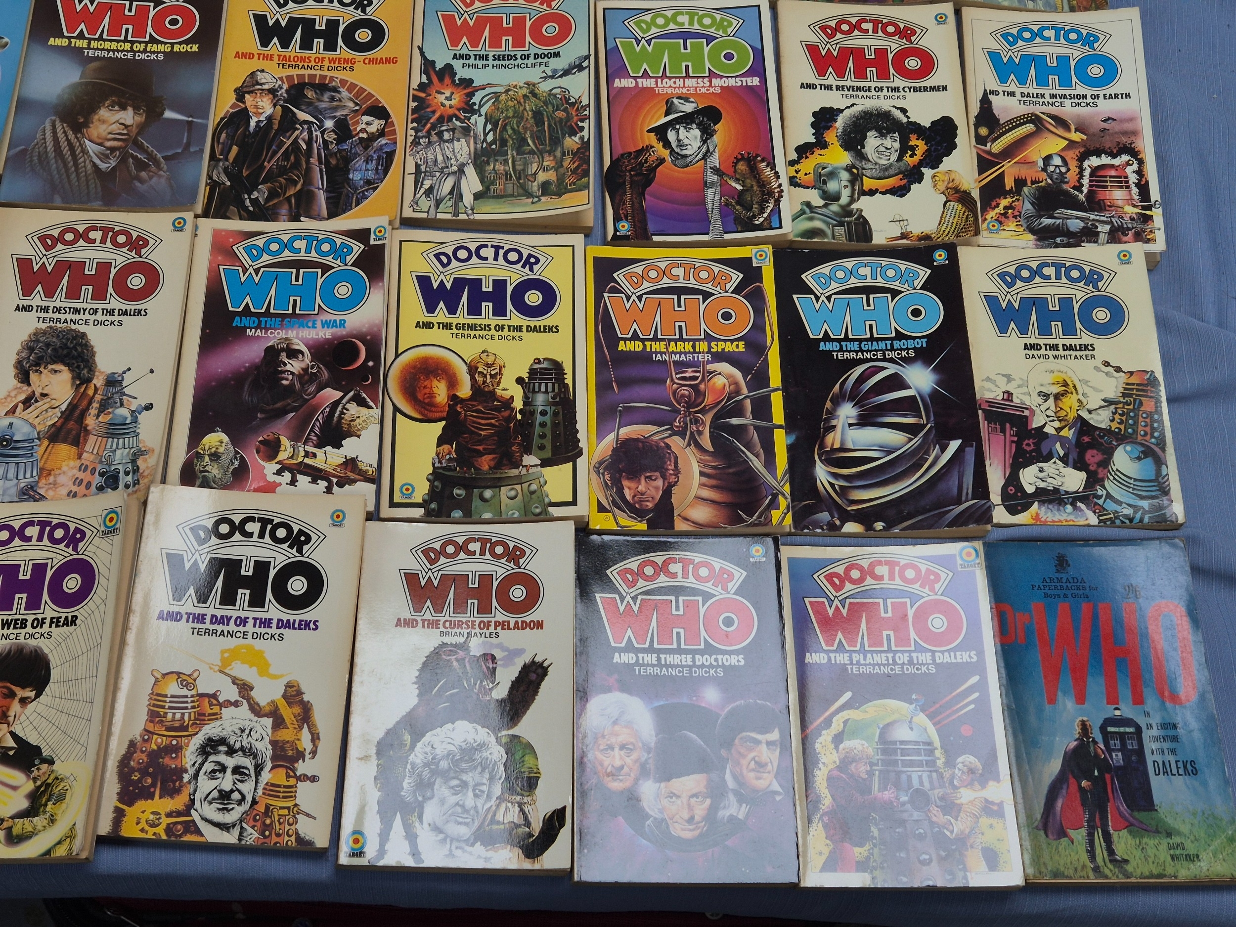 Collection of Doctor Who novelizations and guides.