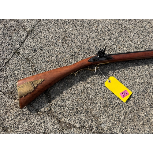 Denix: A replica Davy Crockett Kentucky flintlock carbine rifle