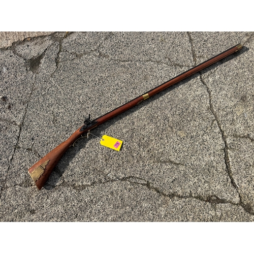 Denix: A replica Davy Crockett Kentucky flintlock carbine rifle