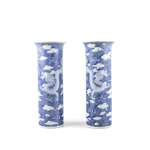 114 - A PAIR OF BLUE AND WHITE DRAGON AND CLOUDS HATSTANDS  ??19??? ??????????  China, 19th century  H: ... 