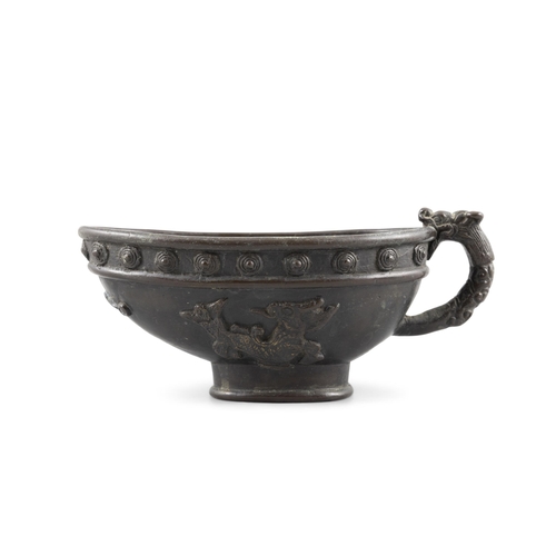 139 - A PAIR OF ARCHAISTIC BRONZE CUPS WITH DRAGON HANDLES  ?? ?????????  China, Qing dynasty  L: 14.5cm; ... 