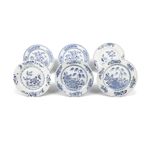 71 - SIX BLUE AND WHITE DISHES WITH FLOWERS AND ROCKS  ??? ????????  China, 18th century  D: 23.2cm  (6)