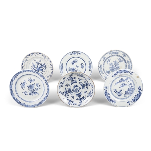 76 - SIX BLUE AND WHITE DISHES WITH FLOWERS AND ANTIQUES  ??? ???????????  China, 18th century  D: 23 -... 
