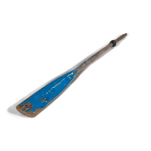 1 - A PAINTED TIMBER BOAT OAR,   210cm long