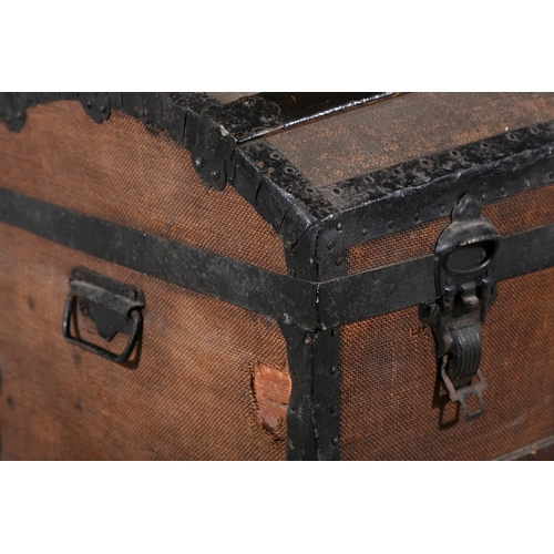 129 - A TIMBER CANVAS AND METAL BOUND TRUNK, BY J FAGAN & CO., 19 ASTON QUAY, DUBLIN, EARLY 20TH CENTURY, ... 