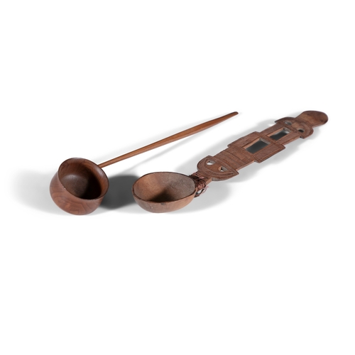 185 - A COLLECTION OF TREEN,   including a Welsh spoon, a Georgian lignum vitae bowl, parquetry dice cube ... 