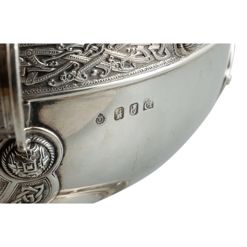 40 - A FINE IRISH SILVER REPLICA OF THE ARDAGH CHALICE    Dublin, c.1915, mark of Sharman D Neill, of tra... 