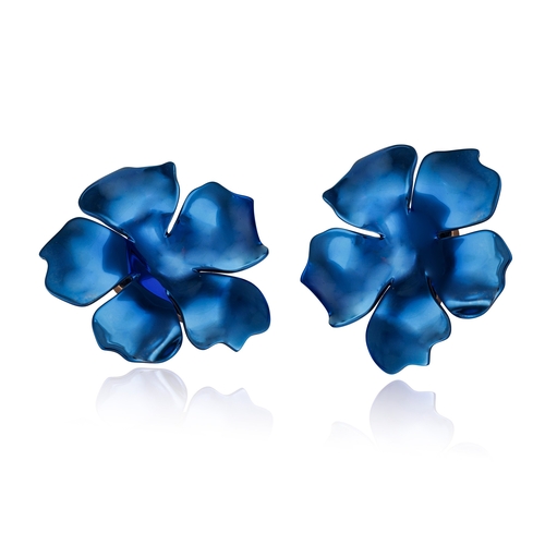 119 - A PAIR OF TITANIUM EARCLIPS, BY MARGHERITA BURGENER  Each designed as a blue titanium flowerhead, mo... 