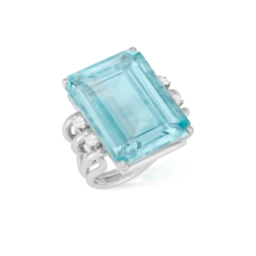 144 - AN AQUAMARINE AND DIAMOND RING  Set with a rectangular-cut aquamarine weighing approximately 30.00ct... 