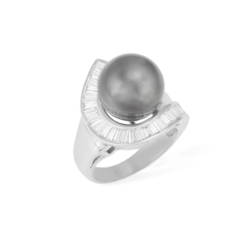 157 - A CULTURED PEARL AND DIAMOND DRESS RING  The Tahitian grey pearl measuring approximately 12.74mm, wi... 