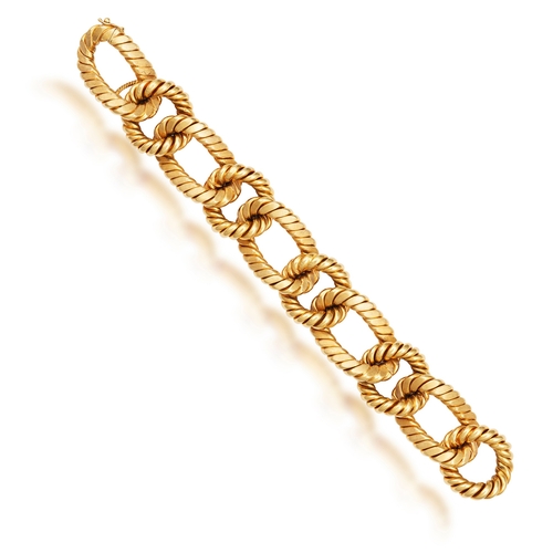 54 - A GOLD BRACELET, ITALIAN, CIRCA 1960  Composed of circular polished and brushed gold ropetwist links... 