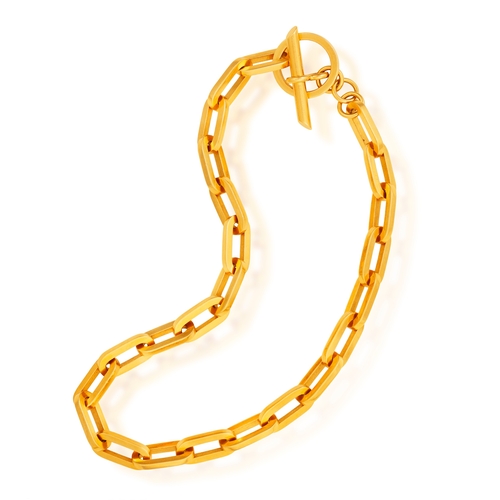 106 - A GOLD NECKLACE  Composed of interlocking links with T-bar terminal, in 18K gold, with case from 'Er... 