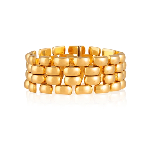 155 - A GOLD BRACELET  Of openwork brick-link design, in 18K gold, Italian registry mark, length 19cm