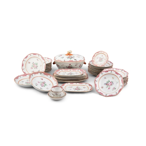 436 - A COLLECTION OF FAMILLE ROSE PART DINNER SERVICE 18TH CENTURY,  comprising:  1 tureen and cover 26 p... 