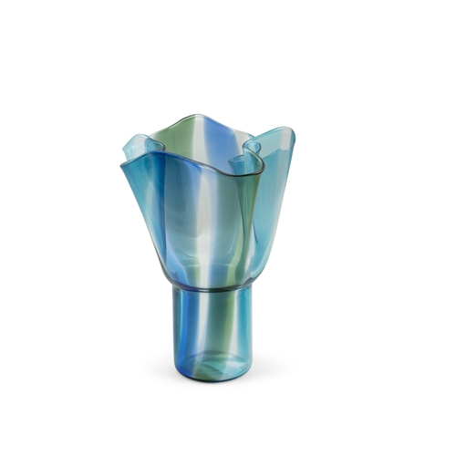 4 - TIMO SARPENEVA (1926 - 2006)  A 'Kukinto' glass vase by Timo Sarpeneva for Venini. Signed and dated ... 