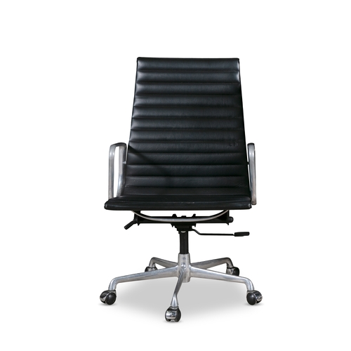 184 - EAMES  A chrome and leather office chair by Eames for ICF. With maker's label. 59 x 52 x 102cm(h)