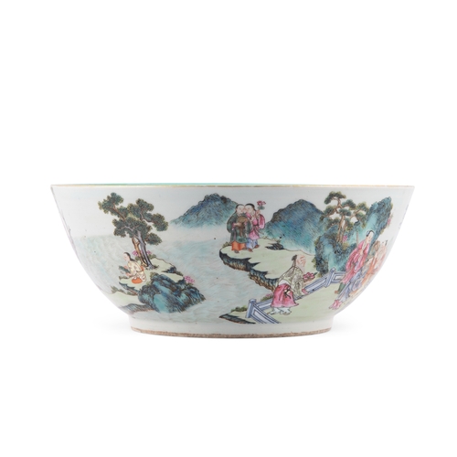 289 - A LARGE FAMILLE ROSE ‘IMMOTAL GATHERING’ BOWL  19世纪 粉彩 群仙会大碗  China, 19th century  D.36cm