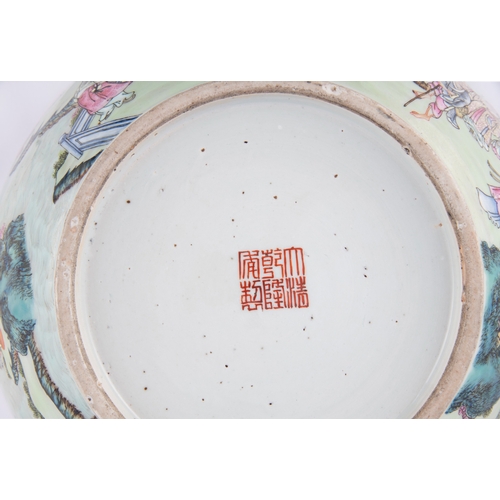 289 - A LARGE FAMILLE ROSE ‘IMMOTAL GATHERING’ BOWL  19世纪 粉彩 群仙会大碗  China, 19th century  D.36cm