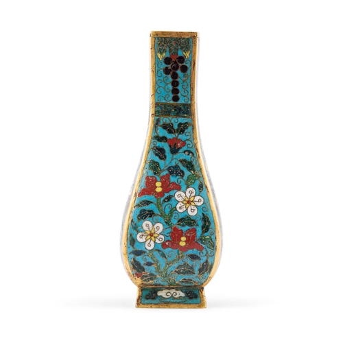 376 - A SMALL GILDING CLOISONNÉ ENAMEL SQUARE ‘FANG HU’ VASE  明代风格 铜鎏金掐丝珐琅花卉纹四方瓶  China, Ming style  Of sq... 