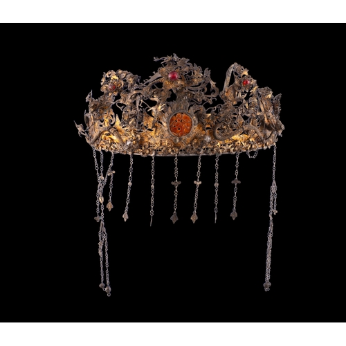 377 - A RARE GILT METAL WIRE FILIGREE OPEN COURT HEADDRESS  明代 銅泥金繕絲龍鳳發冠  China, Ming dynasty  with a row ... 