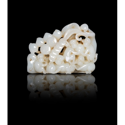 454 - A RETICULATED JADE 'MONKEY' GROUP    清代 白玉透雕五猴山子   China, Qing dynasty   H.7cm - L.9.8cm