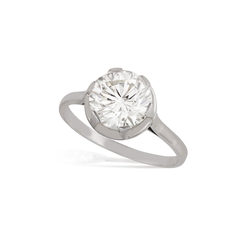 14 - A DIAMOND SINGLE-STONE RING  The brilliant-cut diamond weighing 2.58cts within a six-claw setting, m... 