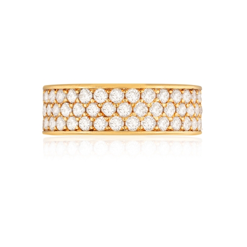 241 - A DIAMOND RING  Pavé-set throughout with brilliant-cut diamonds, mounted in 18K gold, diamonds appro... 