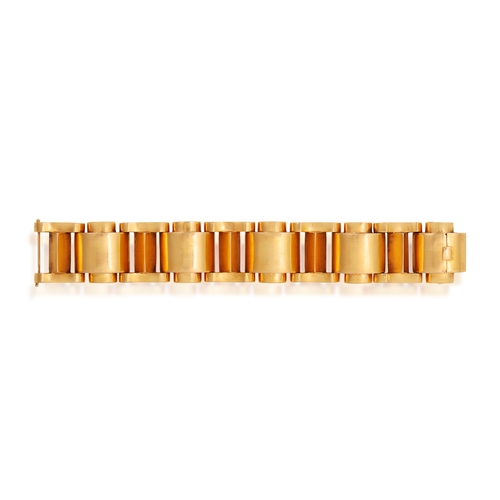 57 - A GOLD RETRO BRACELET, FRENCH, CIRCA 1940  Of tank design, composed of closed-back concave, convex a... 