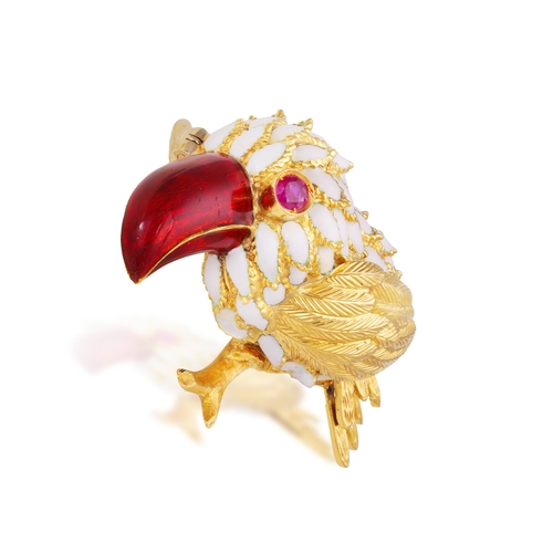 68 - AN ENAMEL AND RUBY NOVELTY BIRD BROOCH, ITALIAN, CIRCA 1965  Designed as a stylised toucan, beak app... 