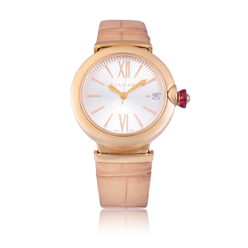 42 - BVLGARI   REF.LUP33G, LUCEA  An 18k yellow gold self-winding lady's wristwatch with date  Year : C. ... 