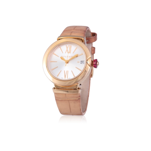 42 - BVLGARI   REF.LUP33G, LUCEA  An 18k yellow gold self-winding lady's wristwatch with date  Year : C. ... 