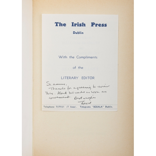 12 - MORRISON, BLAKE   Contemporary Writers: Seamus Heaney, London, Methuen, 1982. Paperback. With telegr... 