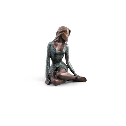 185 - JONATHAN WYLDER (B.1957) Seated woman Bronze, 13.5cm high Signed and dated '1995 Wylder' to undersid... 