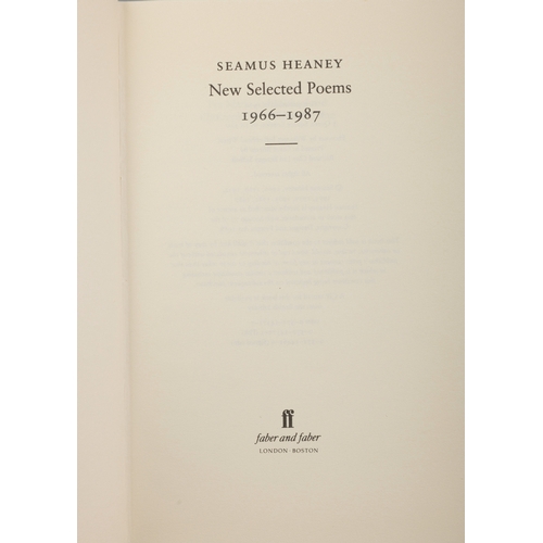 32 - HEANEY, SEAMUS  New Selected Poems 1966 - 1987, London, Faber & Faber, 1990. Review copy with paper ... 