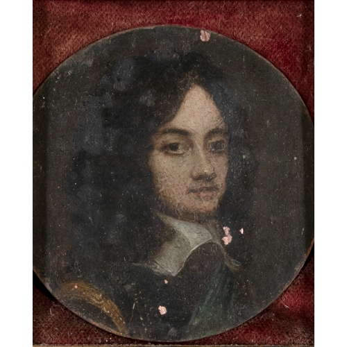 459 - A MINIATURE OF A GENTLEMAN, 17TH CENTURY Oil on copper Circular, 6.5cm diameter Framed