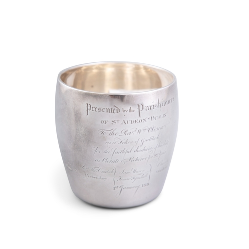 90 - AN EARLY 19TH CENTURY IRISH SILVER BEAKER OF CIRCULAR FORM,  Dublin 1908, mark of Daniel Egan, and a... 