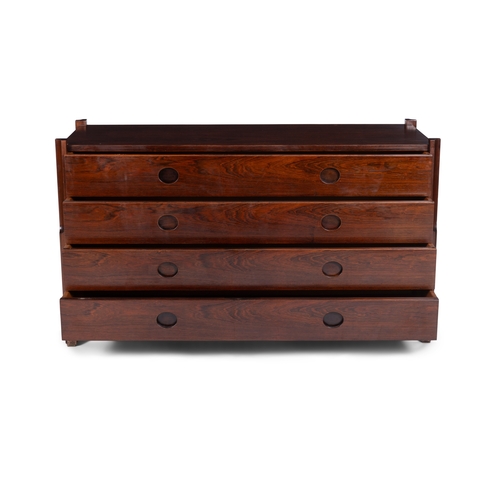 176 - CLAUDIO SALOCCHI (1934-2012)  A rosewood chest of drawers by Claudio Salocchi for Sormani. Italy, c.... 