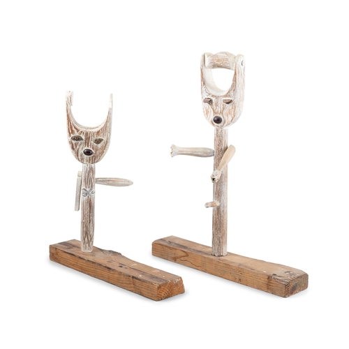 73 - Gerard Dillon (1916-1971)
King and Queen of Spades
Timber sculpture (objets trouvé) 44 x 9 x 55cm hi... 