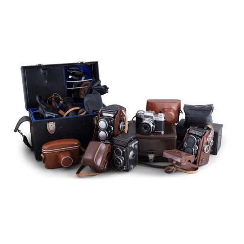 269 - A COLLECTION OF VINTAGE CAMERAS   including  - Three Rolleiflex examples with original cases, includ... 