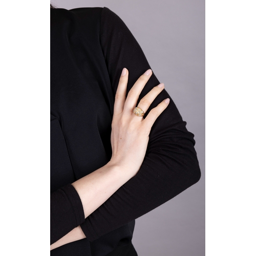 105 - BULGARI: A DIAMOND RING, CIRCA 1955  The private collection of a Roman Lady (lot 103 to 111)  Of bom... 