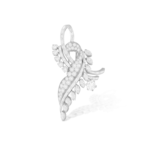 117 - ALBUQUERQUE: A FINE DIAMOND BROOCH, FRENCH, CIRCA 1955  Of sweeping foliate spray design, the centra... 