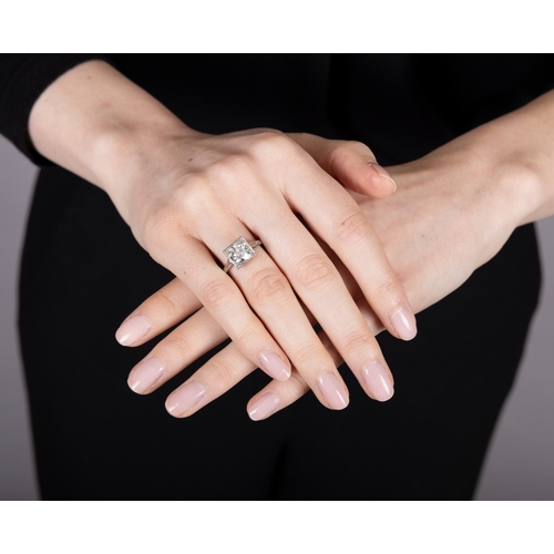 61 - AN EARLY 20TH CENTURY DIAMOND SINGLE-STONE RING, CIRCA 1920  Composed of an old European-cut diamond... 