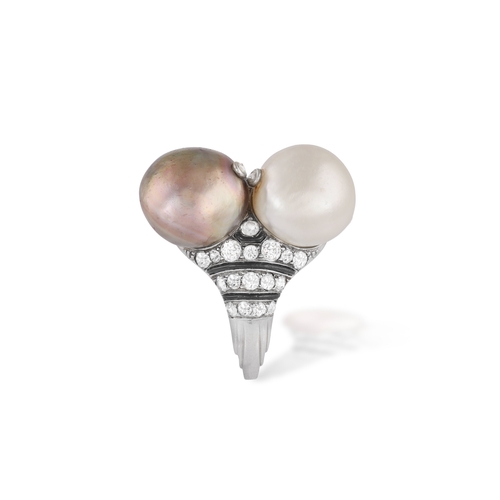 68 - AN EARLY 20TH CENTURY PEARL, ENAMEL AND DIAMOND RING, CIRCA 1920

The private collection of a Contin... 