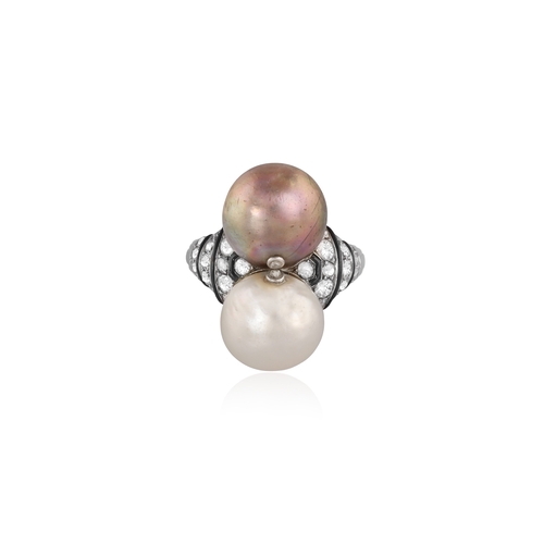 68 - AN EARLY 20TH CENTURY PEARL, ENAMEL AND DIAMOND RING, CIRCA 1920

The private collection of a Contin... 