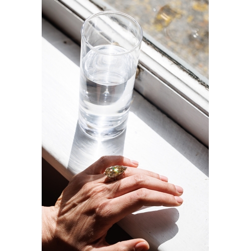 70 - AN IMPORTANT DIAMOND SINGLE-STONE RING  The private collection of a Continental Lady (lot 67 to 71) ... 