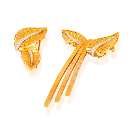 72 - A DIAMOND AND GOLD DOUBLE-CLIP BROOCH, FRENCH, CIRCA 1945-50  Each clip of stylised leaf motif, with... 