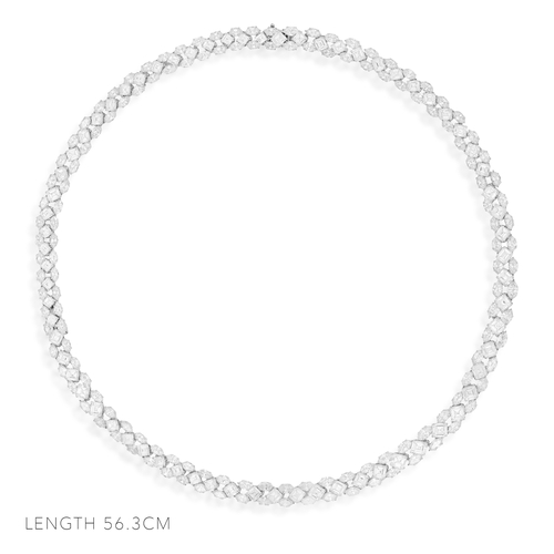 96 - ATTRIBUTED TO HARRY WINSTON: A FINE DIAMOND DEMI-PARURE, CIRCA 1970

* No internet bidding *

Compos... 