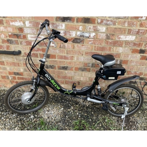 41 - Viking Eco-Stepper e-bike. Finished black with green logos having had little use. Comes with charger... 